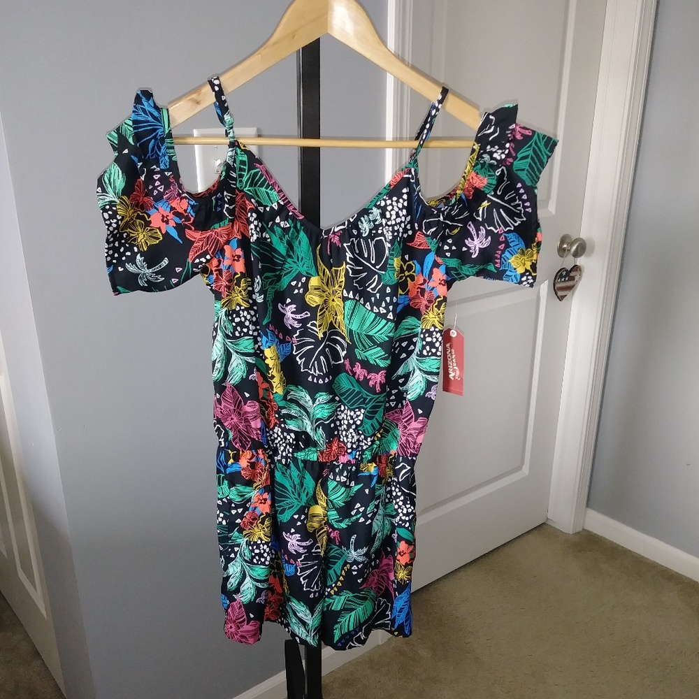 NWT Arizona Jeans Tropical Off Shoulder Romper